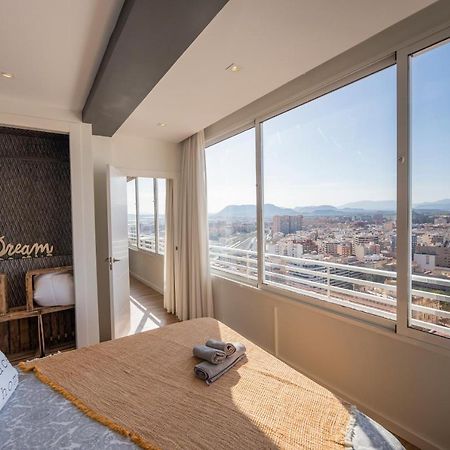 Charming Downtown Skyscrapper Apartment Alicante Ngoại thất bức ảnh