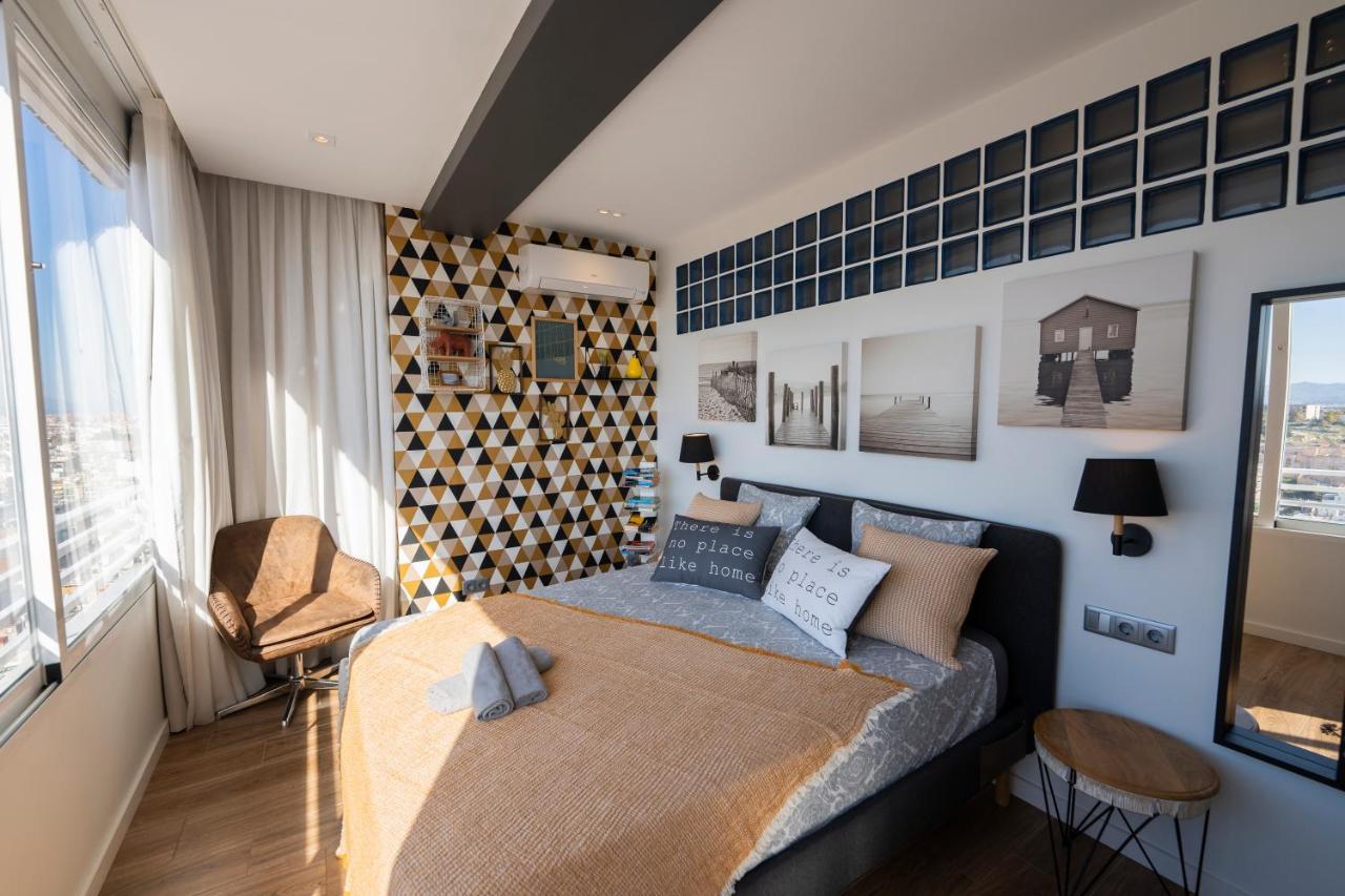 Charming Downtown Skyscrapper Apartment Alicante Ngoại thất bức ảnh