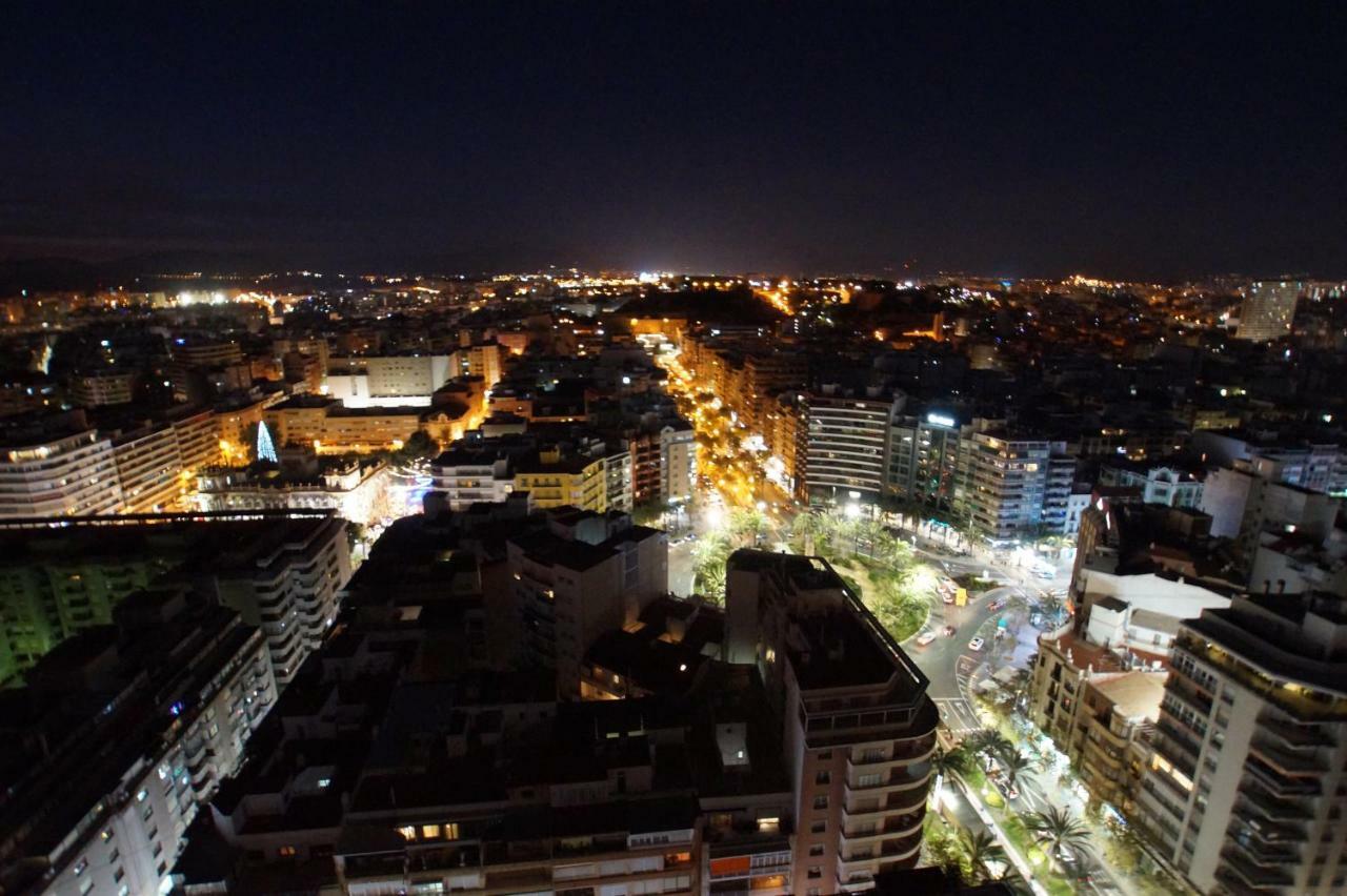 Charming Downtown Skyscrapper Apartment Alicante Ngoại thất bức ảnh